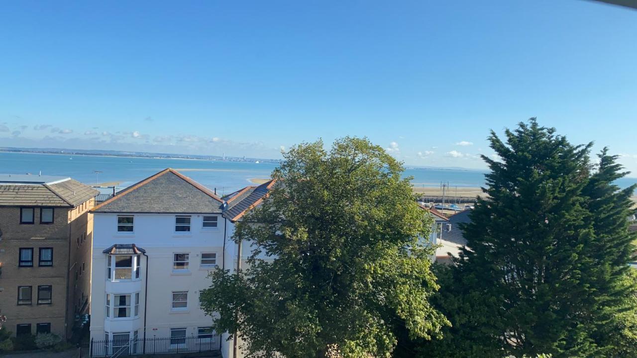 Serene In Ryde Райд Экстерьер фото